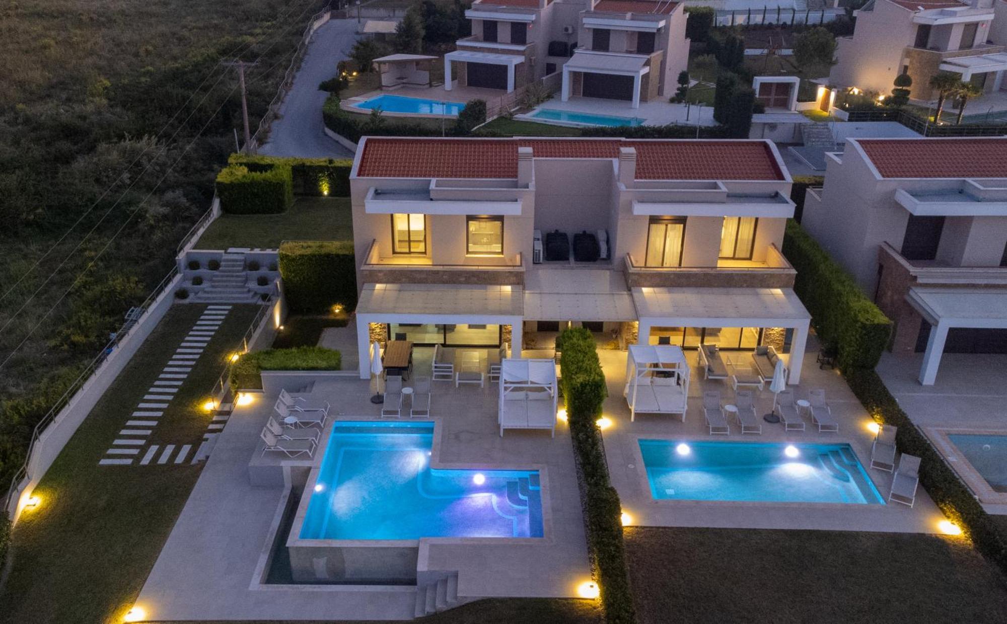 Bellevue Villas With Private Pool Hanioti Exterior foto